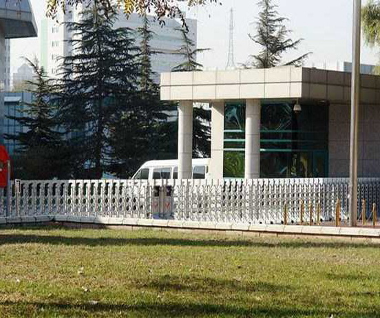 四平铁东区四平铁东区甘肃兰州市伸缩门